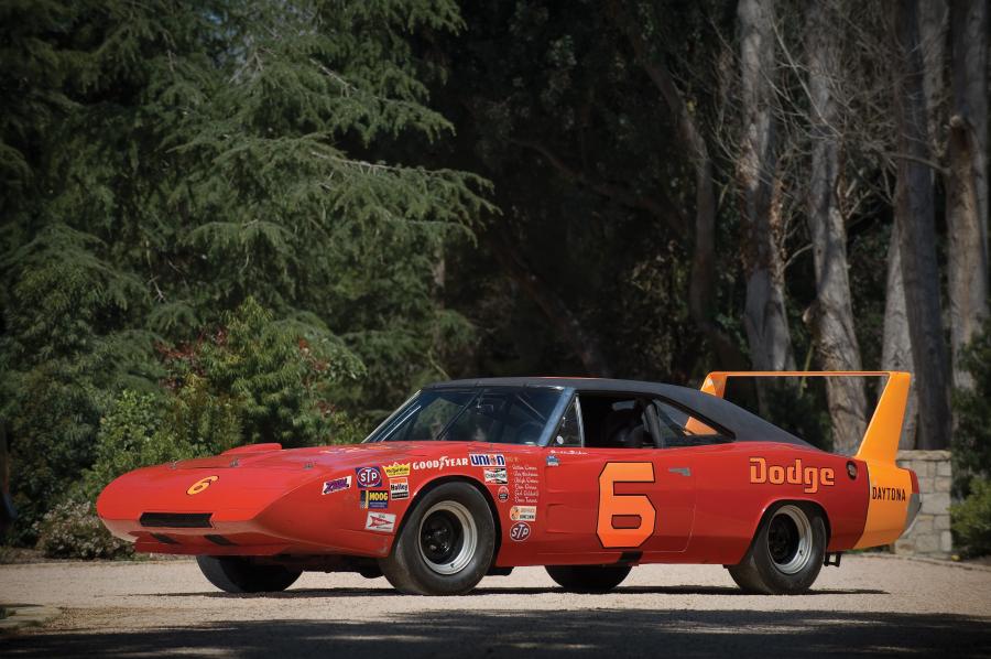  Dodge Charger Daytona 1969 года  (фото 9 из 48)